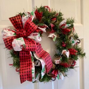 NWOT burlap,greens with ornaments, burlap & plaid bow, Christmas truck bow